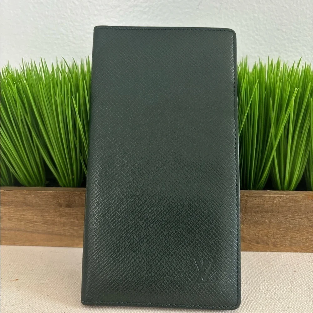 Louis Vuitton Taiga Leather Bifold Long Wallet  Green